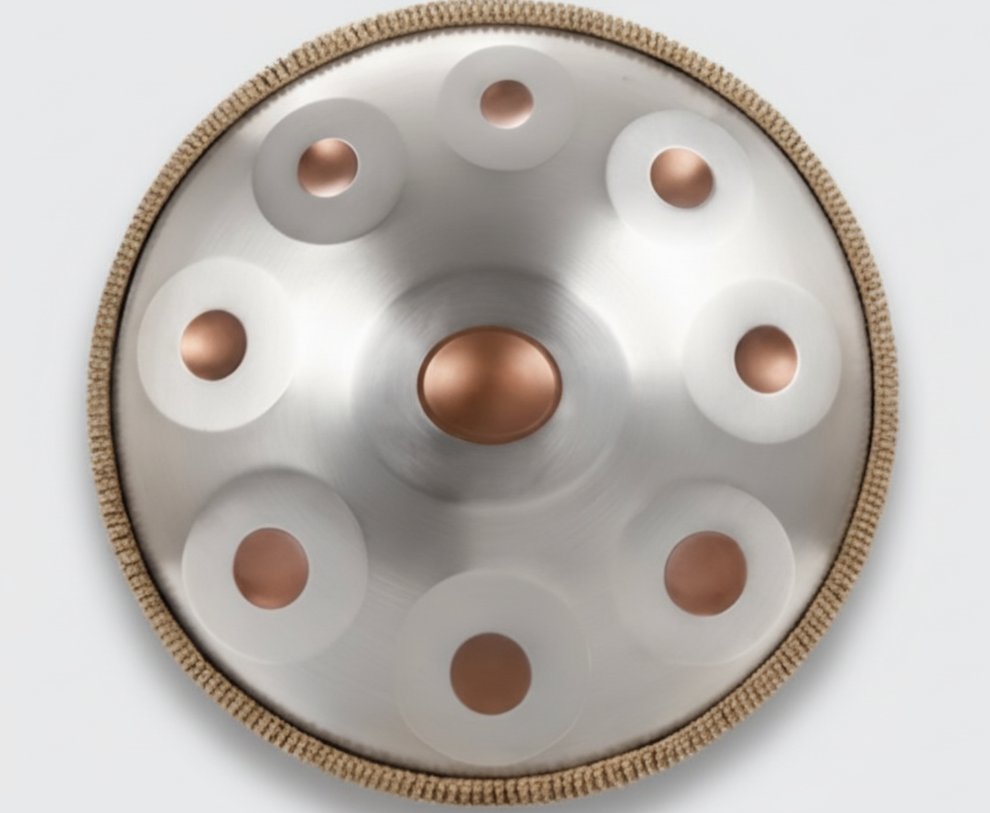 Handpan argenté 22 pouces – Ré mineur – 9 ou 10 notes